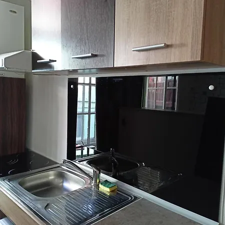 Happy June Apartament *